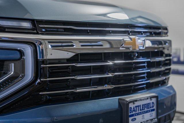 new 2025 Chevrolet Suburban car, priced at $72,845