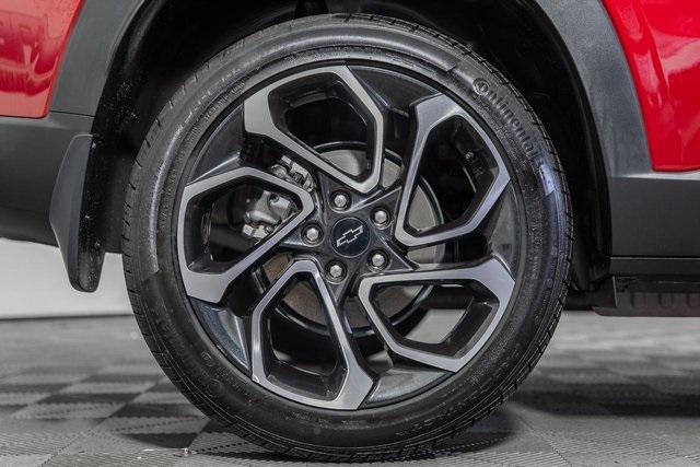 used 2025 Chevrolet Trax car, priced at $23,998