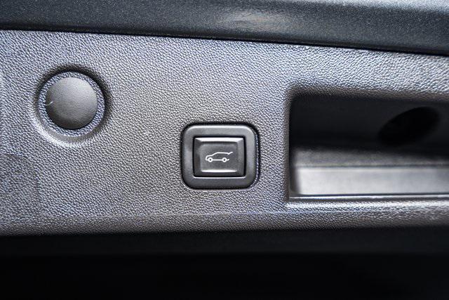 used 2024 Chevrolet Equinox car, priced at $21,925