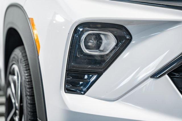 used 2024 Chevrolet TrailBlazer car, priced at $23,897