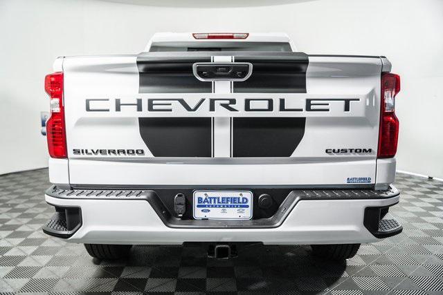 new 2025 Chevrolet Silverado 1500 car, priced at $44,620