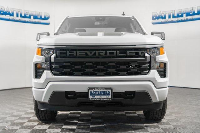 new 2025 Chevrolet Silverado 1500 car, priced at $39,995