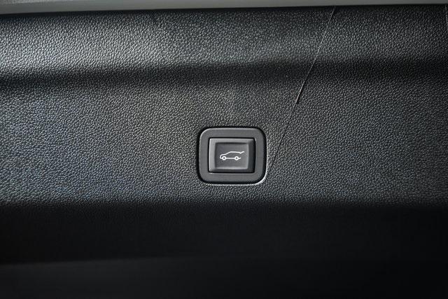 new 2025 Chevrolet Suburban car, priced at $82,820