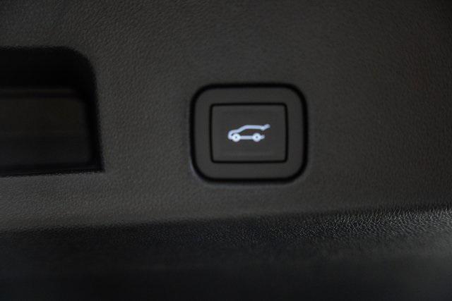 new 2026 Chevrolet Traverse car, priced at $56,530
