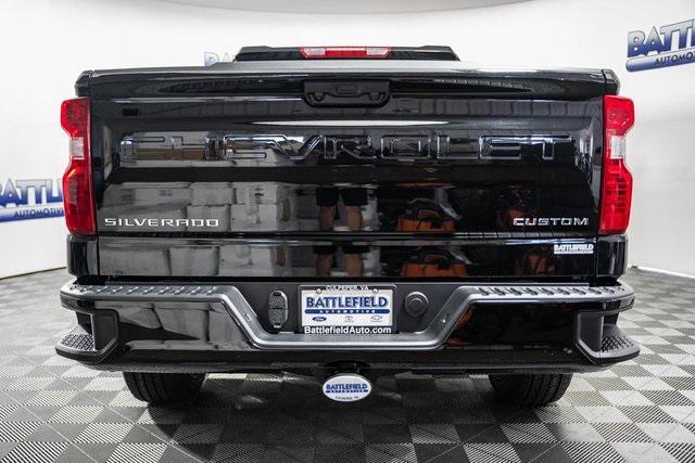 new 2025 Chevrolet Silverado 1500 car, priced at $39,995