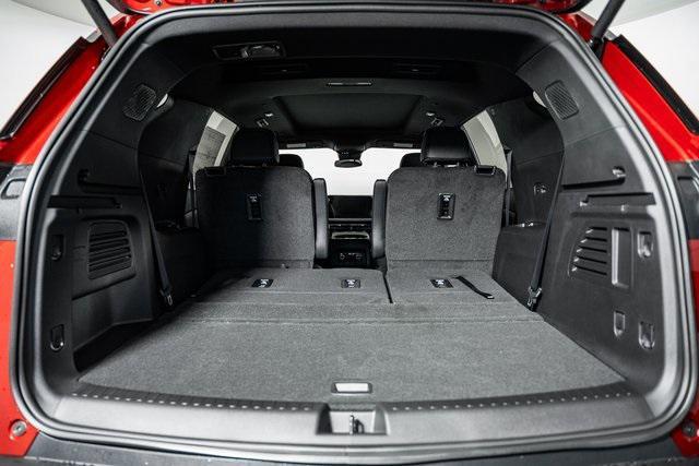 new 2025 Chevrolet Traverse car, priced at $45,455