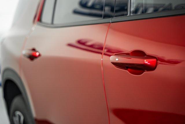new 2025 Chevrolet Traverse car, priced at $45,455