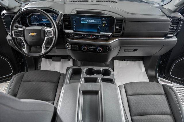 used 2025 Chevrolet Silverado 1500 car, priced at $39,999