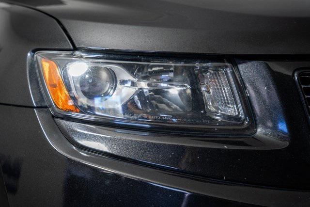 used 2015 Jeep Grand Cherokee car, priced at $12,800