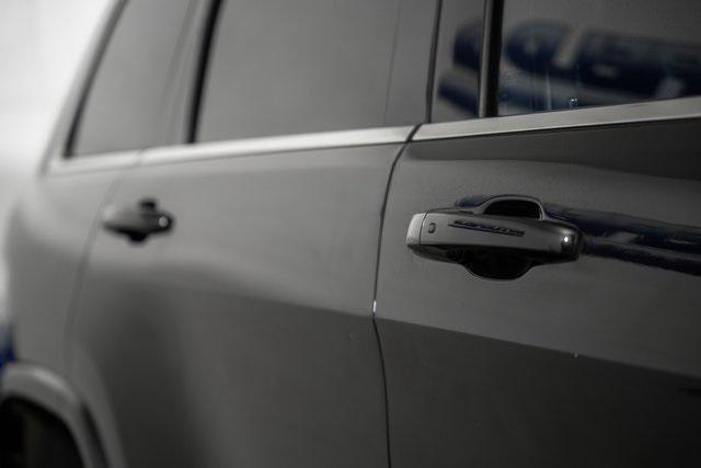 used 2015 Jeep Grand Cherokee car, priced at $12,800