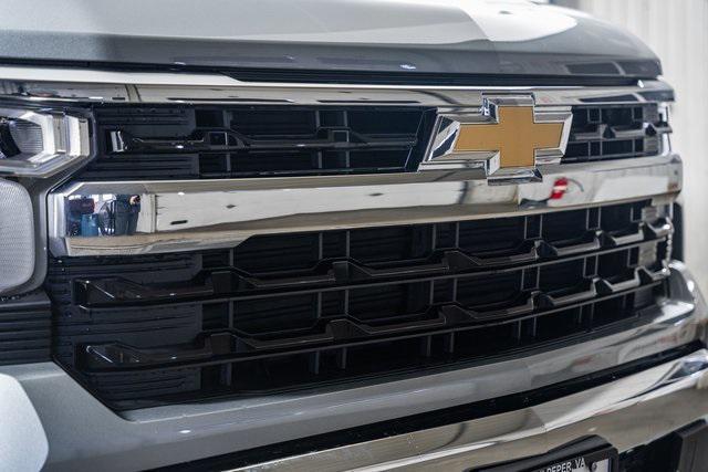 new 2025 Chevrolet Silverado 1500 car, priced at $55,905