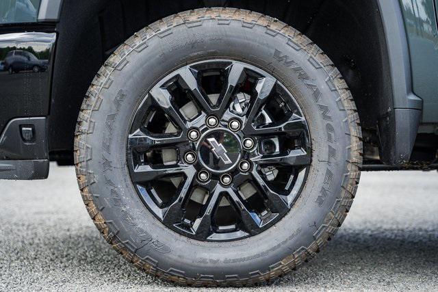 new 2025 Chevrolet Silverado 2500 car, priced at $76,995