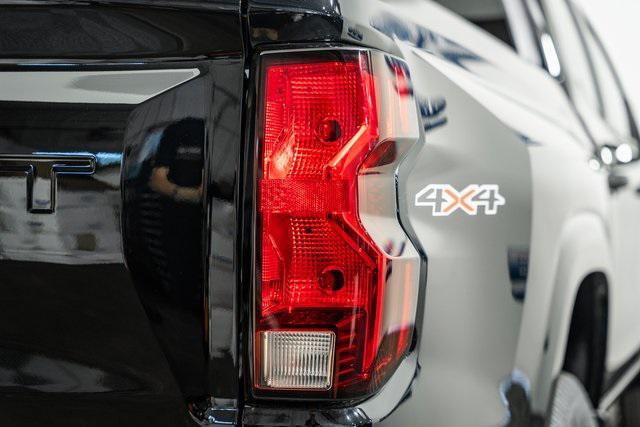 new 2025 Chevrolet Colorado car, priced at $34,995