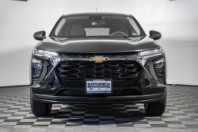 new 2025 Chevrolet Trax car, priced at $22,650