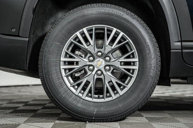new 2025 Chevrolet Traverse car, priced at $45,555