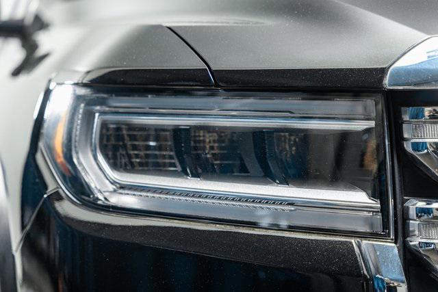 used 2022 GMC Acadia car, priced at $30,657