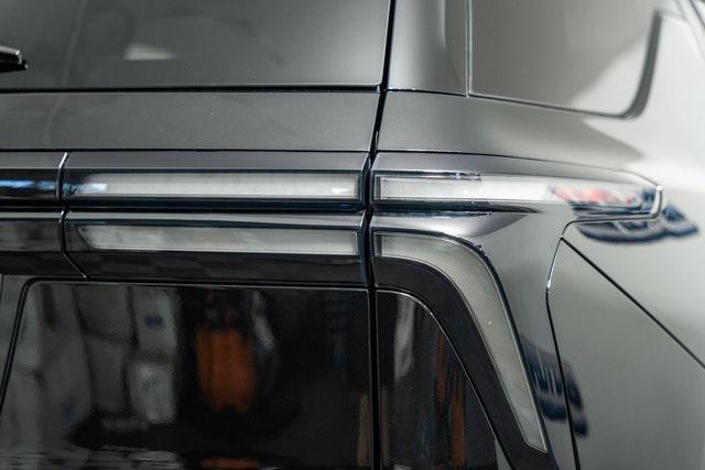 used 2024 Chevrolet Traverse car, priced at $56,200