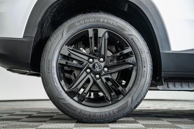 new 2025 Chevrolet Trax car, priced at $24,516