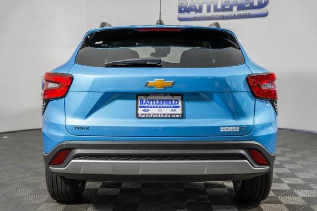 new 2025 Chevrolet Trax car, priced at $23,490