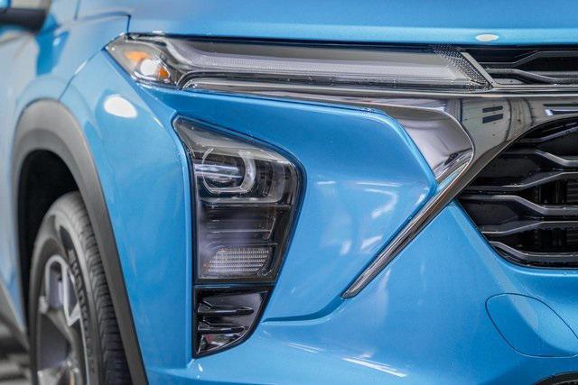 new 2025 Chevrolet Trax car, priced at $23,490