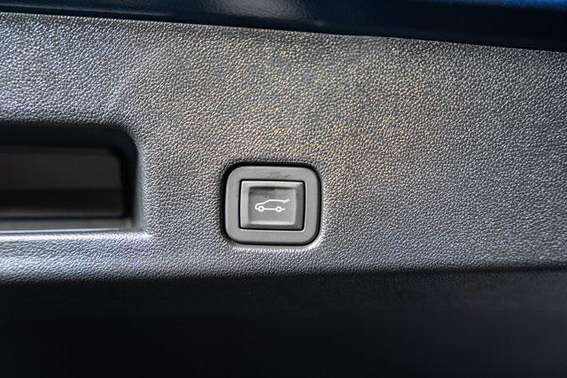 new 2026 Chevrolet Traverse car, priced at $56,145