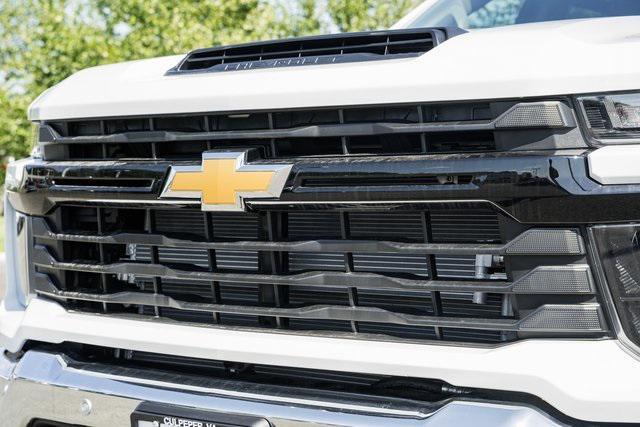 new 2025 Chevrolet Silverado 3500 car, priced at $67,355