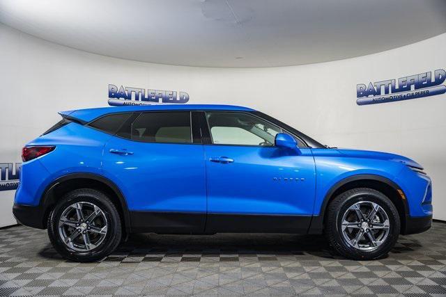 used 2025 Chevrolet Blazer car, priced at $27,999
