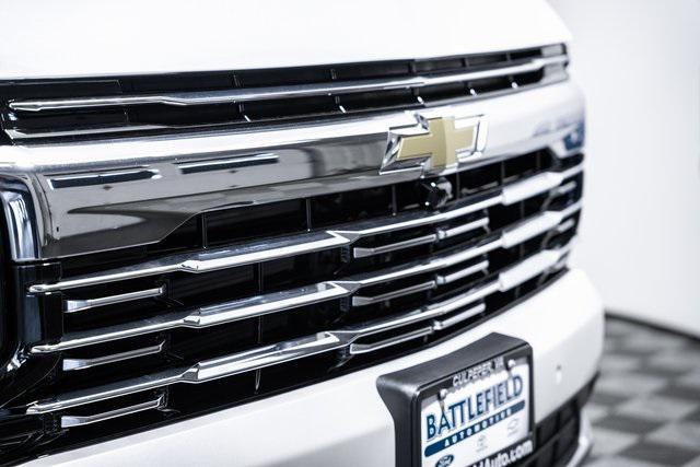 new 2025 Chevrolet Suburban car, priced at $82,995