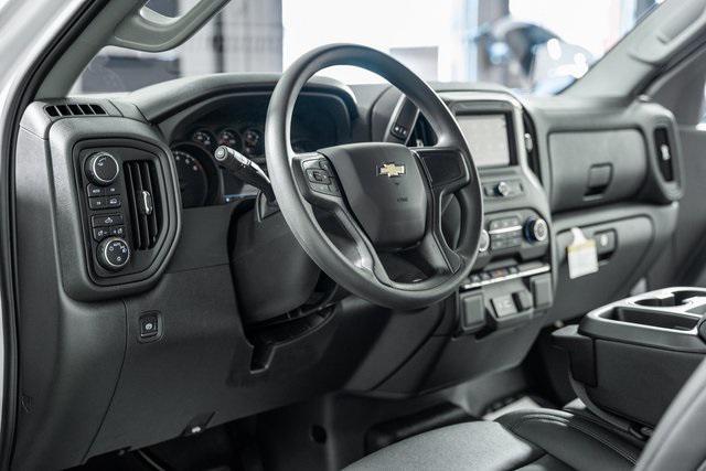 new 2025 Chevrolet Silverado 1500 car, priced at $33,245