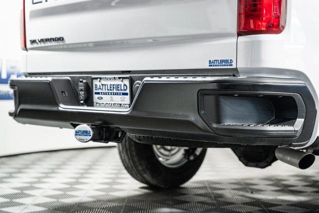 new 2025 Chevrolet Silverado 1500 car, priced at $33,245