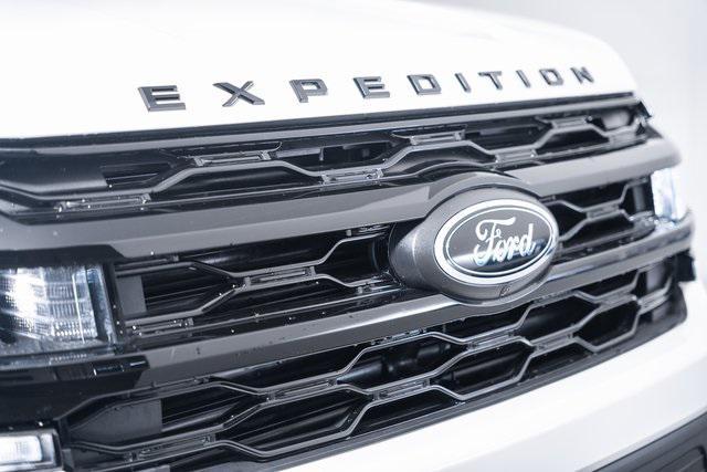used 2024 Ford Expedition car, priced at $68,442