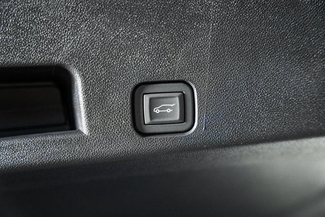 new 2025 Chevrolet Traverse car, priced at $55,445