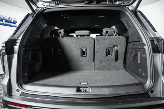 new 2025 Chevrolet Traverse car, priced at $49,999