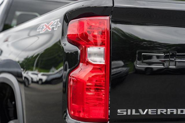 new 2025 Chevrolet Silverado 2500 car, priced at $54,995