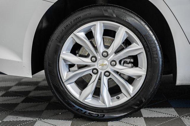 used 2024 Chevrolet Malibu car, priced at $18,899