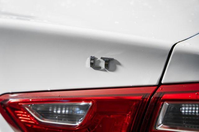 used 2024 Chevrolet Malibu car, priced at $18,899