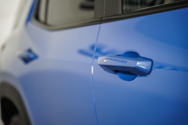 new 2025 Chevrolet Equinox car, priced at $33,533