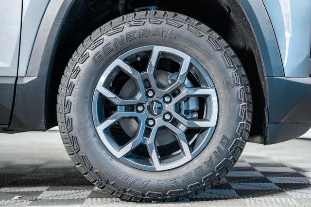 new 2026 Chevrolet Equinox car, priced at $35,995