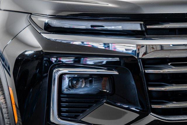 new 2025 Chevrolet Traverse car, priced at $41,995
