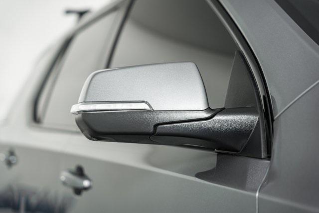 used 2023 Chevrolet Traverse car, priced at $36,995