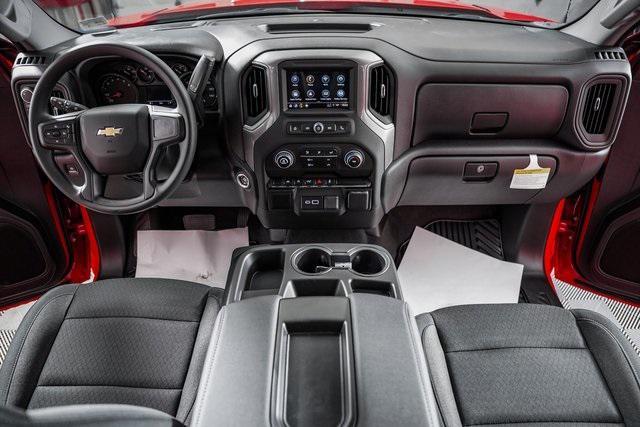 new 2025 Chevrolet Silverado 1500 car, priced at $42,995