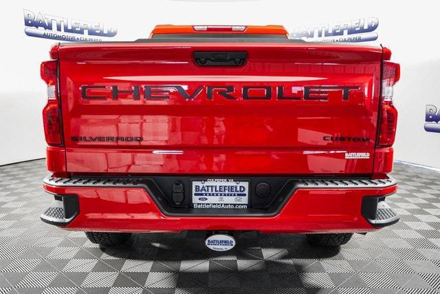 new 2025 Chevrolet Silverado 1500 car, priced at $42,995