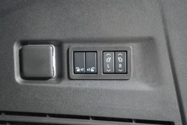 new 2026 Chevrolet Suburban car, priced at $98,686