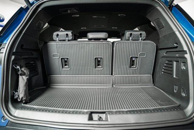 new 2026 Chevrolet Traverse car, priced at $44,940