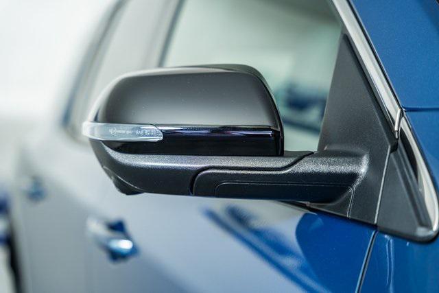 new 2026 Chevrolet Traverse car, priced at $44,940