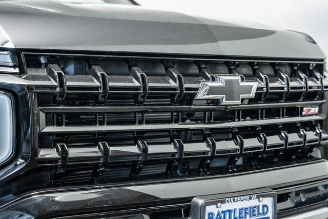 new 2025 Chevrolet Suburban car, priced at $77,477
