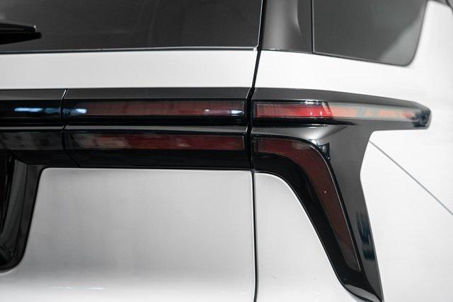 new 2025 Chevrolet Traverse car, priced at $45,459