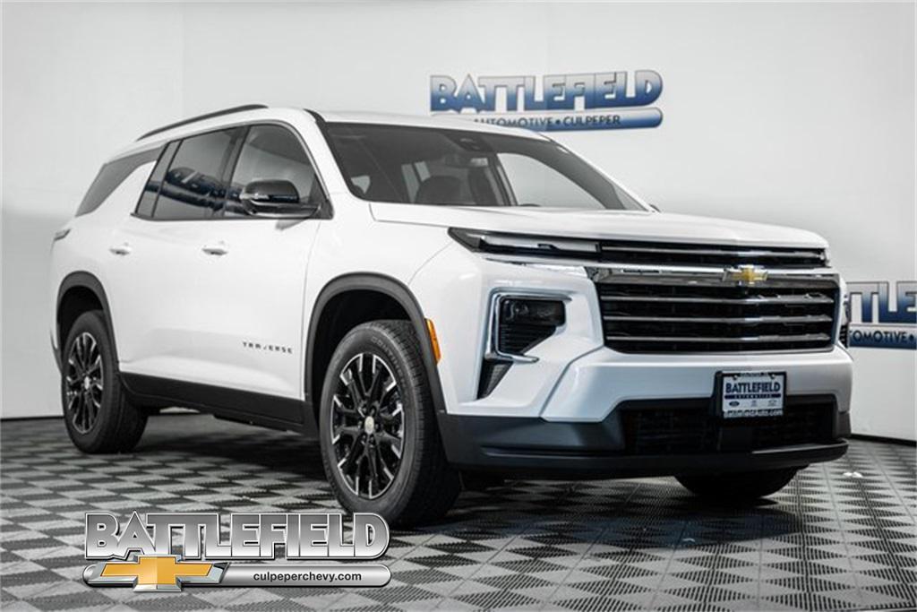 new 2025 Chevrolet Traverse car, priced at $41,995