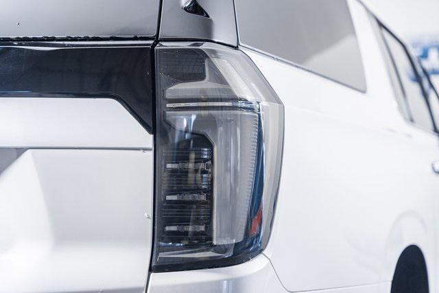 new 2025 Chevrolet Suburban car, priced at $79,995