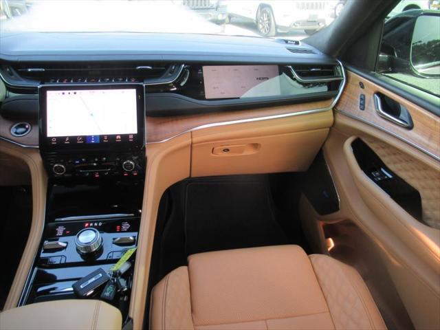 used 2025 Jeep Grand Cherokee L car